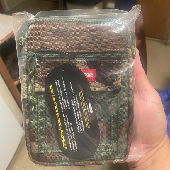 バッグ Supreme Utility Bag \" Camo\" バッグ Supreme Utility Bag 